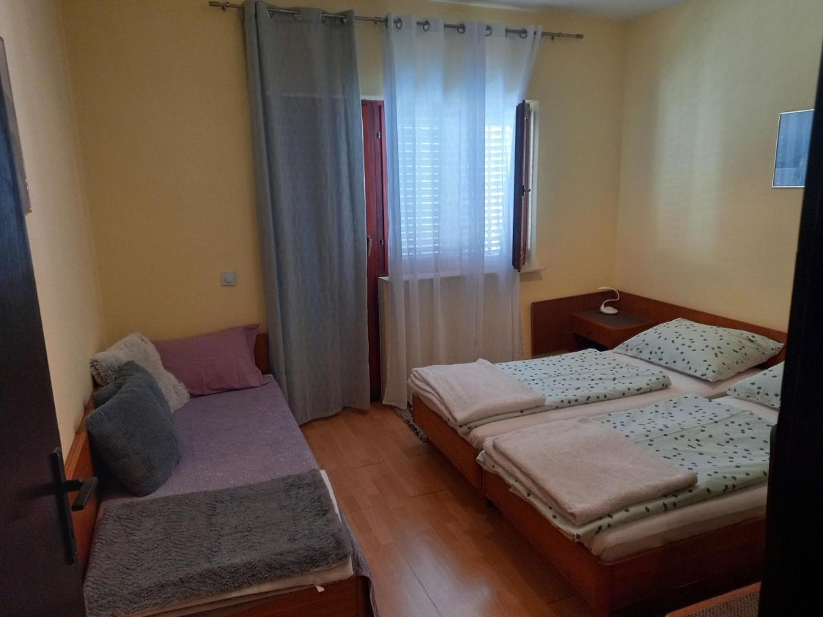 Apartman Goran Vodice Eksteriør billede